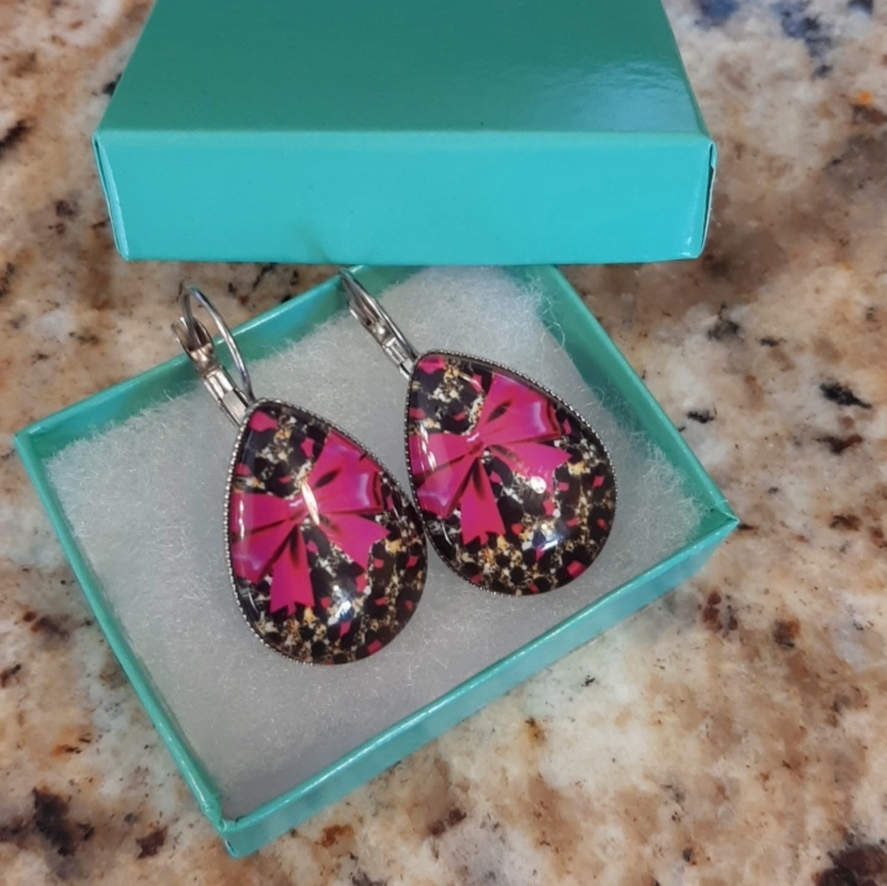 Elegant Pink and Black Bow Teardrop Earrings